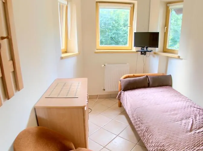 Harry Kwatera prywatna *